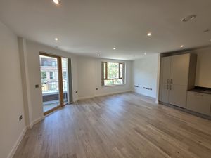 Photo 10- click for photo gallery